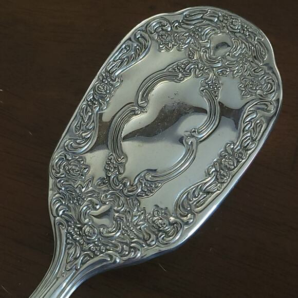 VTG Heavy Silver Plated Ornate Floral Filigree Grooming Vanity Hair Brush 7.75" - Picture 3 of 12